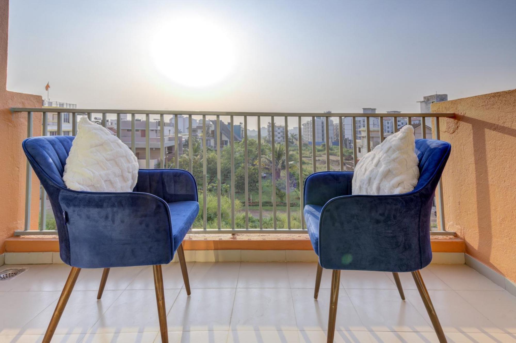 Luxe 2Bhk 10Min From Goi Airport With Pool Access Apartment Dabolim Exterior photo